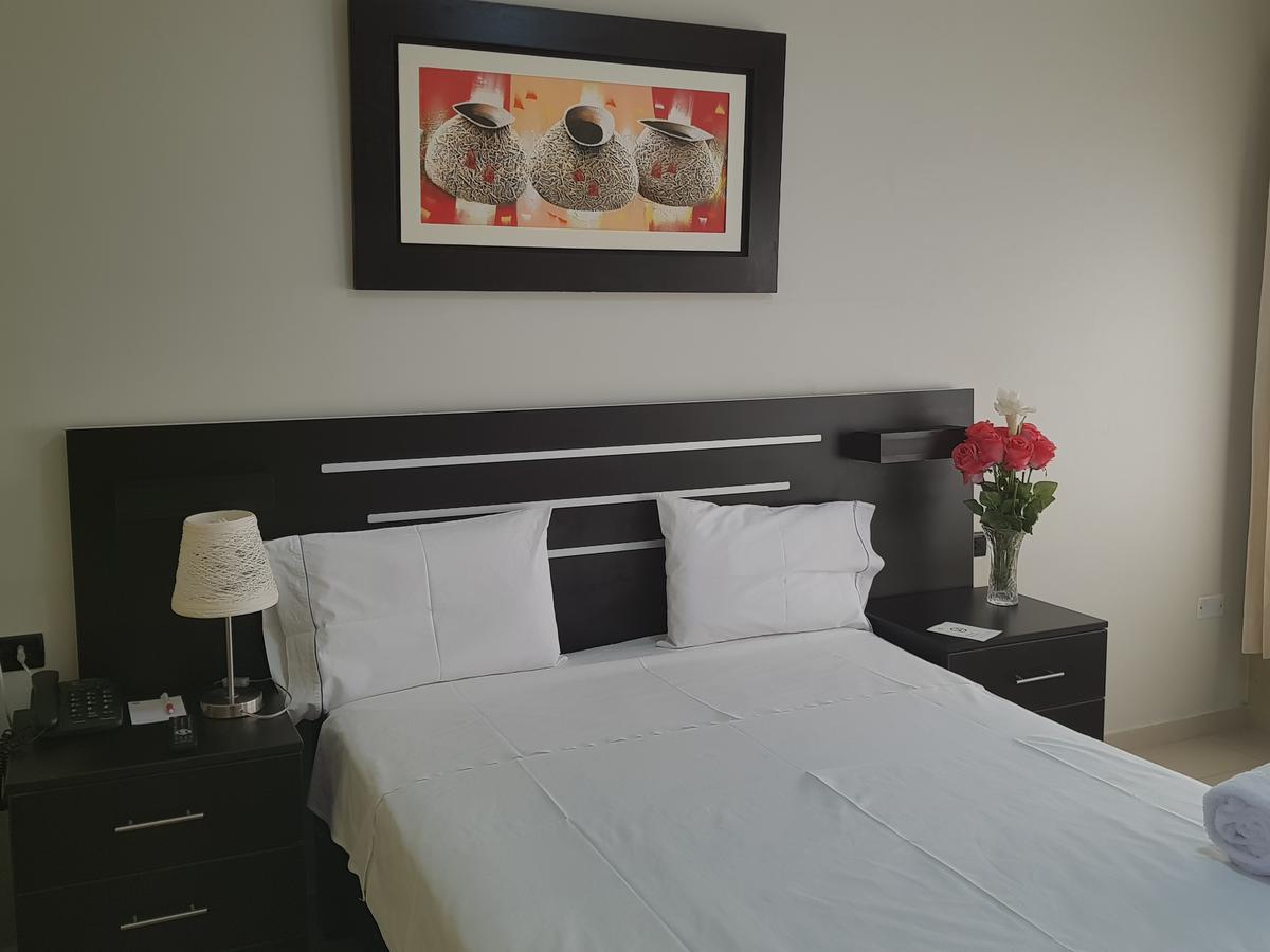 San Antonio 3*